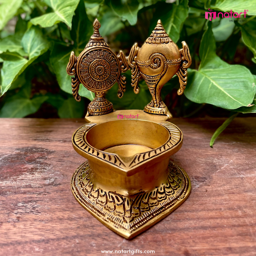 Brass Sangu Chakra Lamp